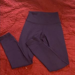 7/8th purple lululemon leggings